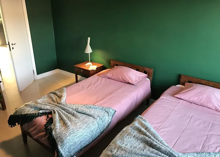 Chiado Glamorous Design شقة *