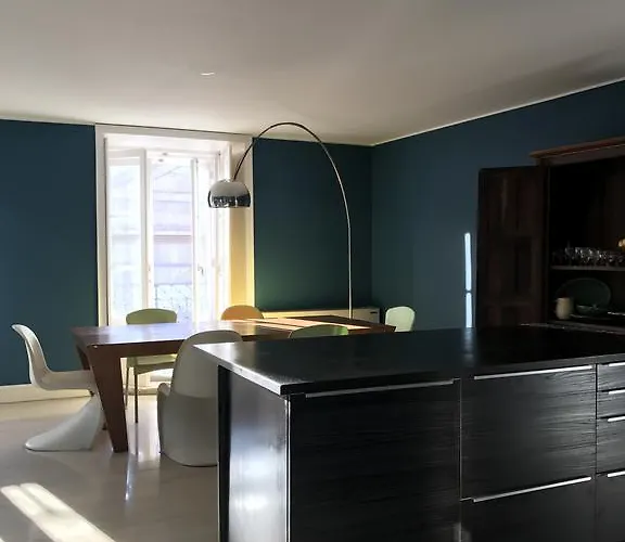 Chiado Glamorous Design شقة Lisboa